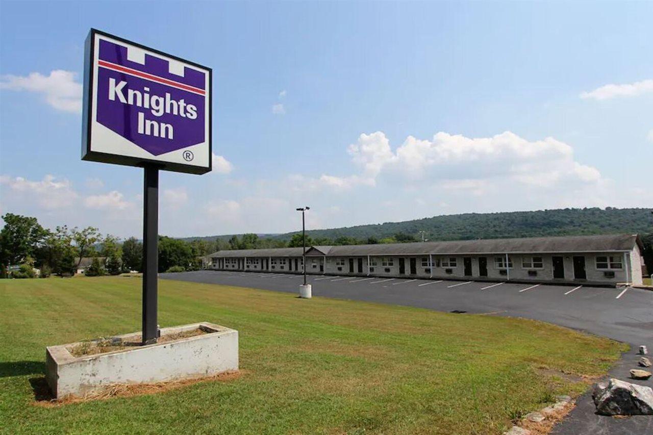 Knights Inn Pine Grove Pine Grove  Eksteriør bilde